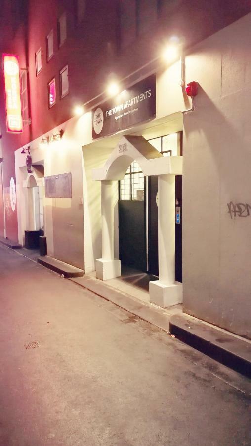 The Town Apartments Melbourne City Exterior foto